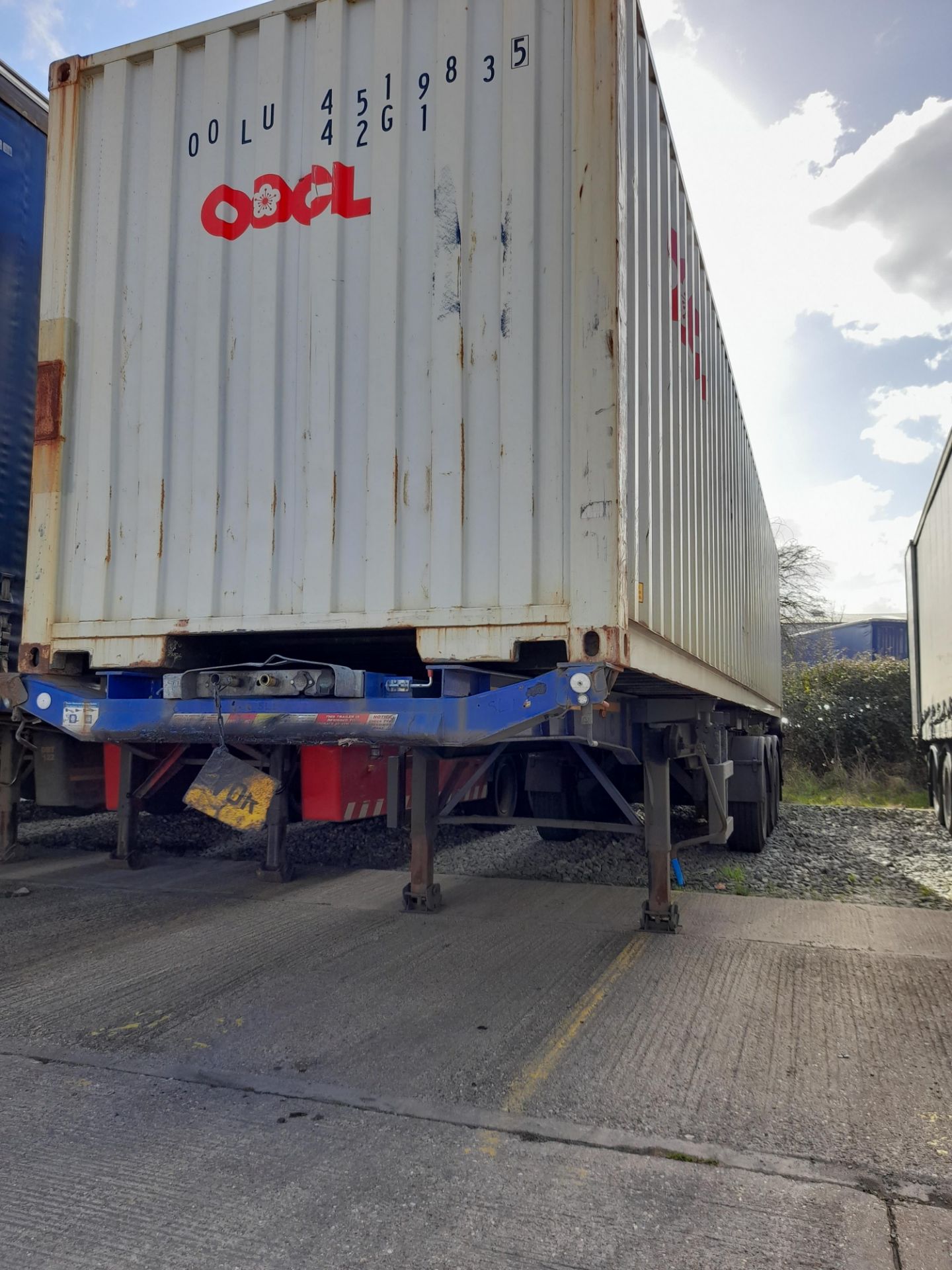 Dennison 40ft tri axle skeleton trailer, VIN - SGKEF25SKFL047059, year 2015, Serial Number -, - Image 2 of 13