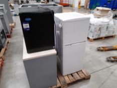 Caldura benchtop fridge, and unbranded fridge freezer, as lotted to pallet
