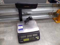 Avery Berkel electronic scales, max 15kg, min 100g