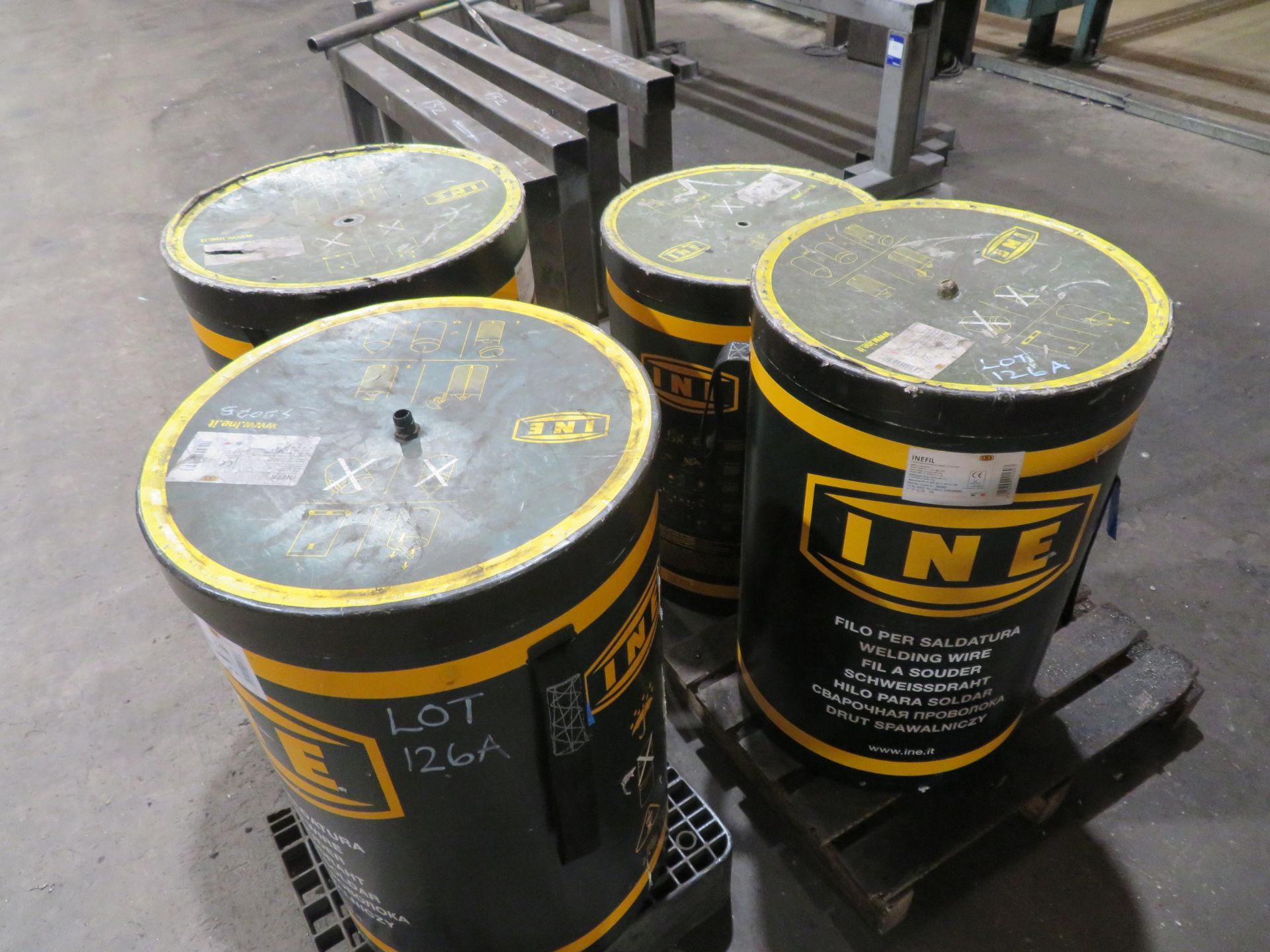 4x part drums of Inefil welding wire