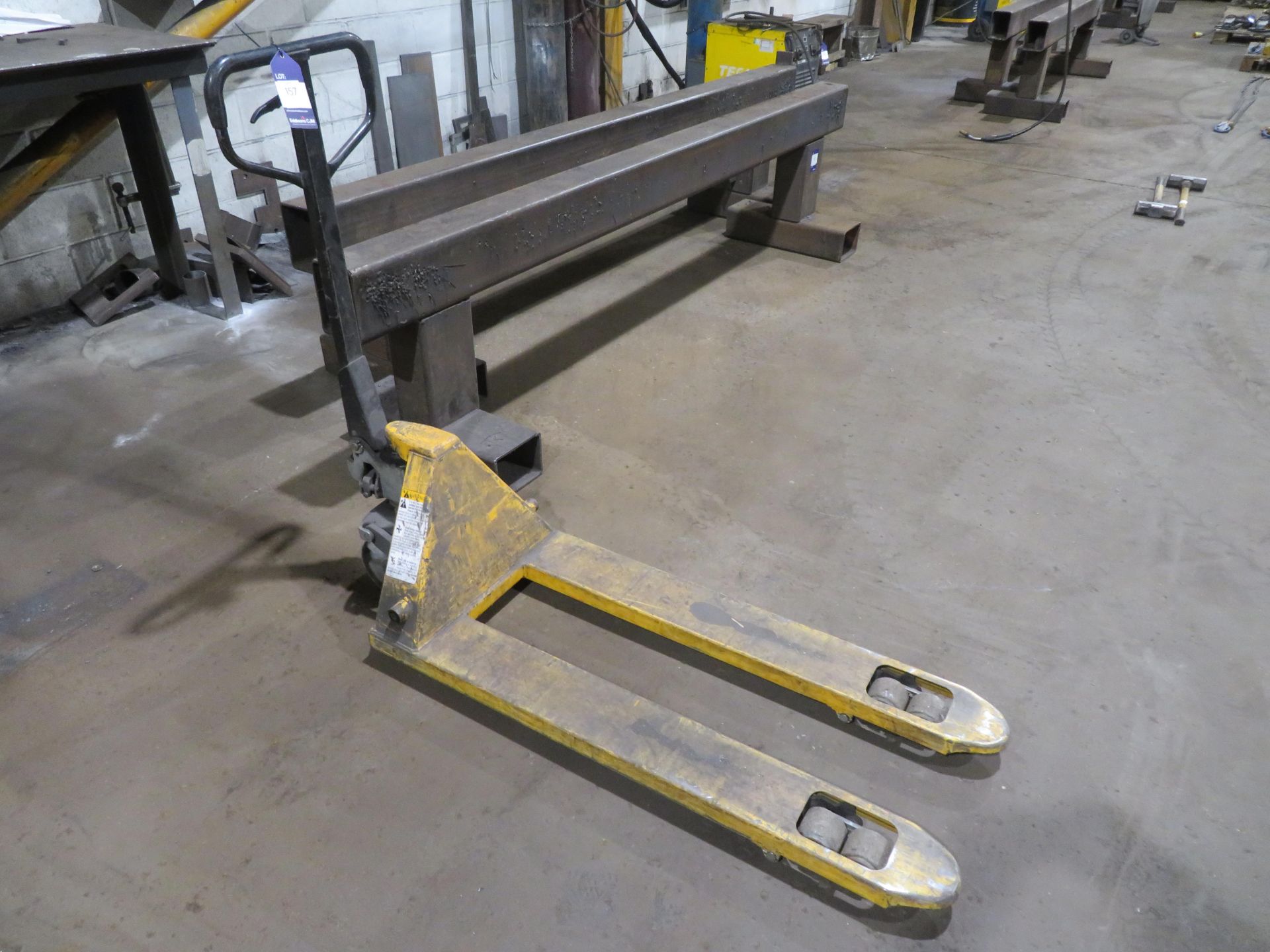 Total lifter pallet truck max 2500kg