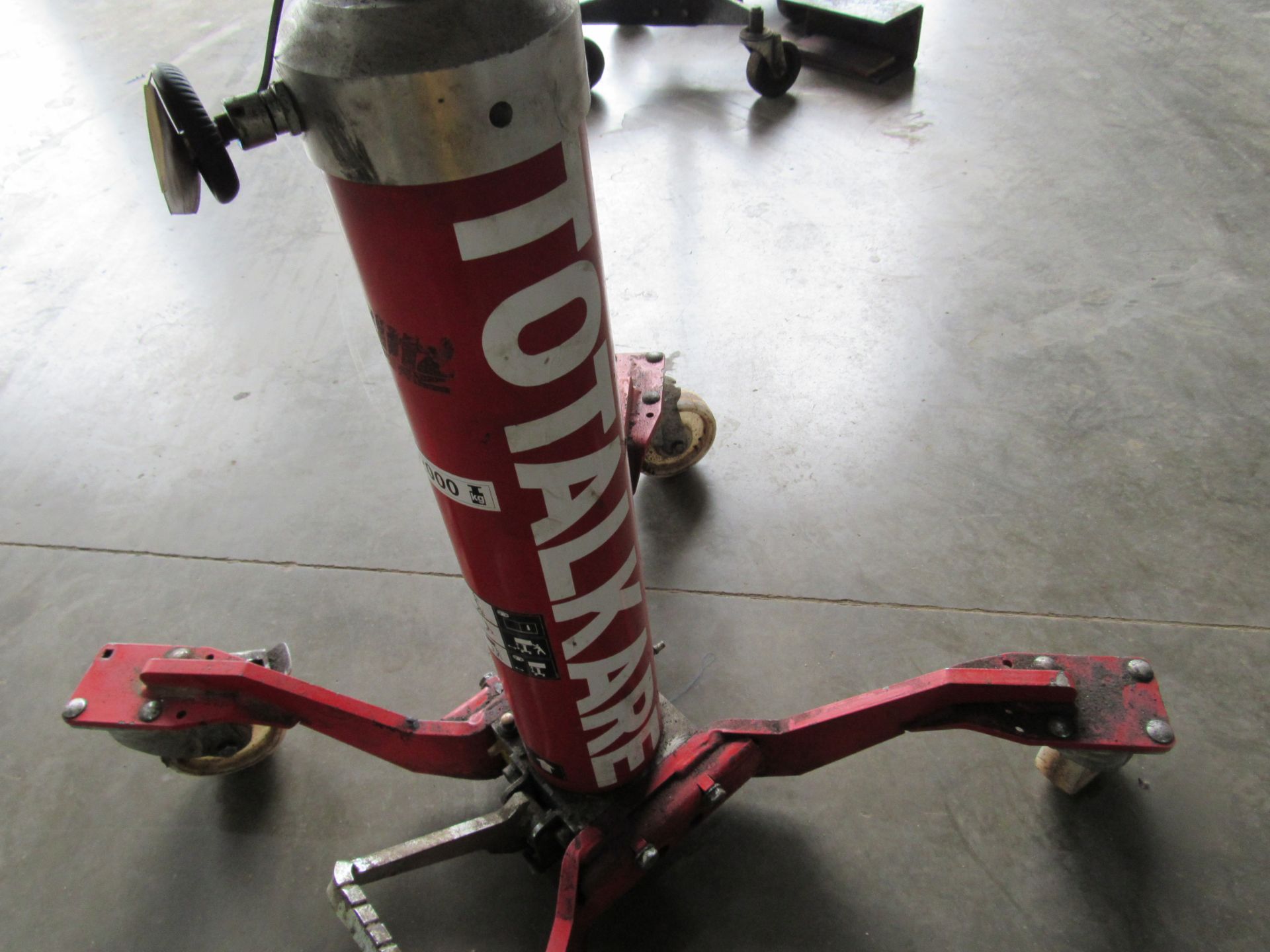 Totalkare Junior Jack 2 Type 124231 Gearbox Lift, Serial Number 87902, Year 10.18 - Image 3 of 3