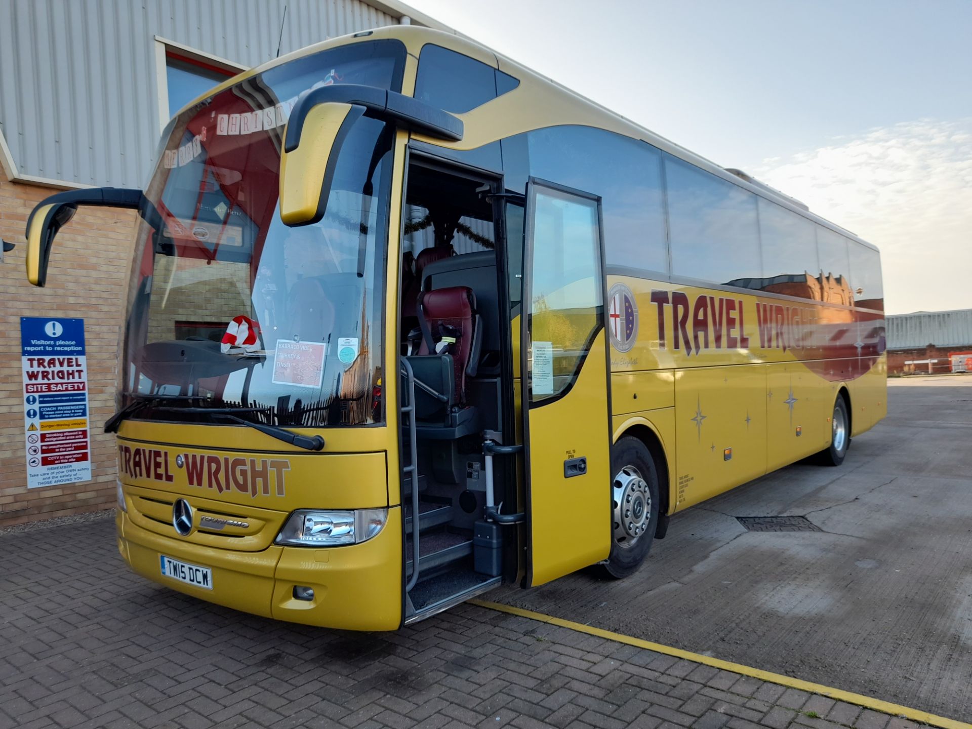 Mercedes Tourismo 49-Seater Executive Coach, Euro - Image 19 of 24