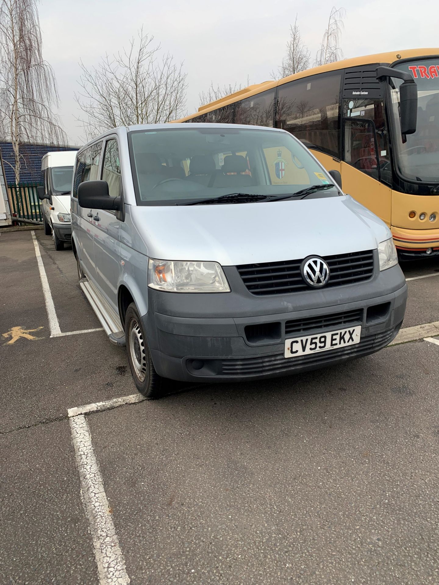 VW Transporter 9-Seater Car, SHUT S84 102 LWB 2009 First Registered 16/11/2009, 170,000 Registration - Image 4 of 17