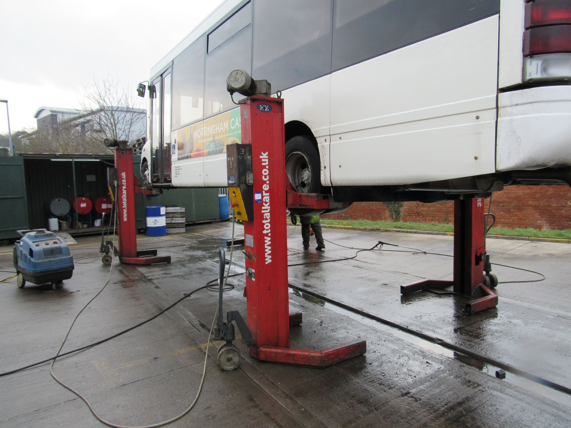 4 Totalkare Series IV 7500kg Mobile Column Vehicle Lifts, SHTN-010301 - Image 3 of 9