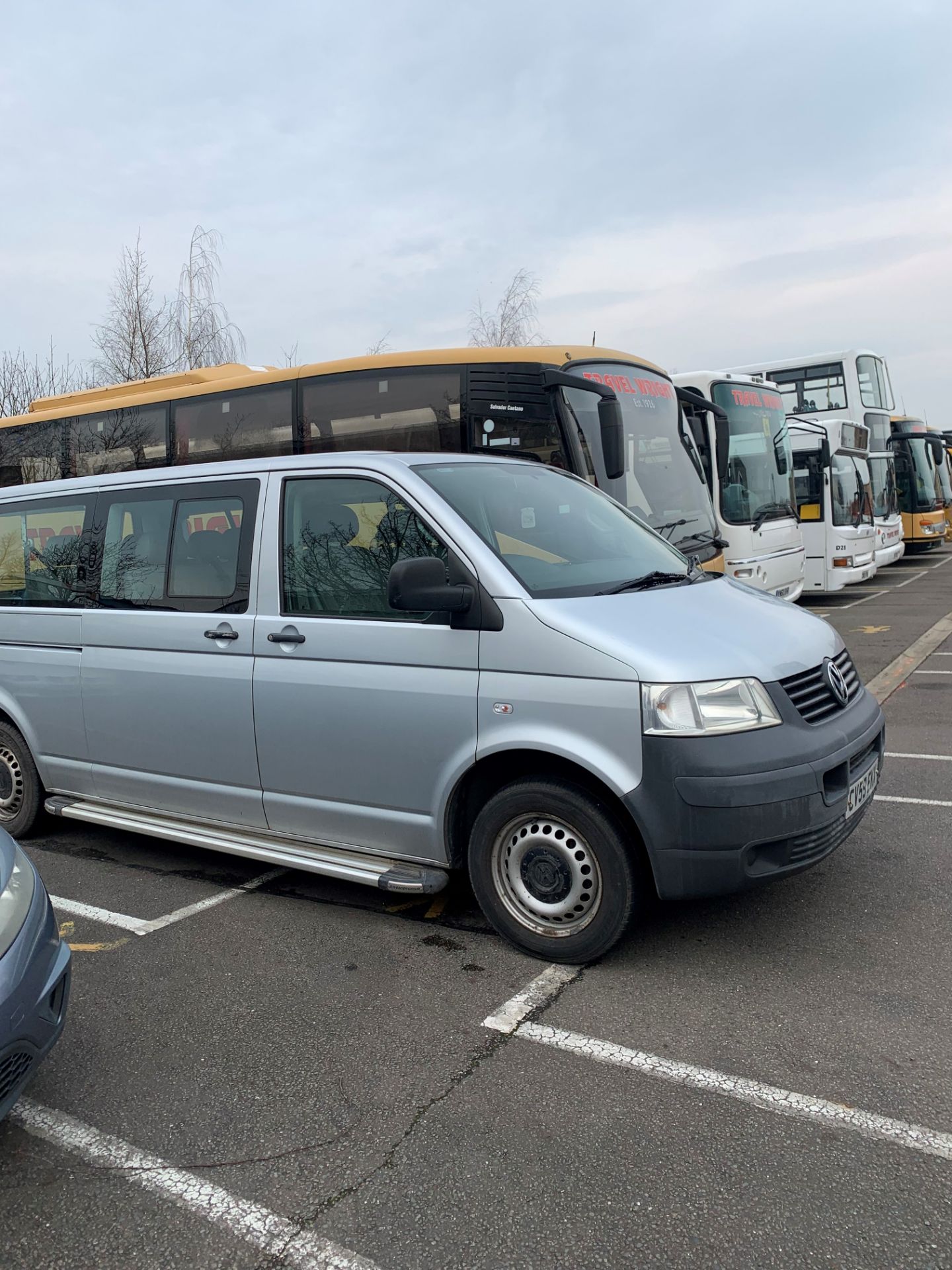 VW Transporter 9-Seater Car, SHUT S84 102 LWB 2009 First Registered 16/11/2009, 170,000 Registration - Image 5 of 17