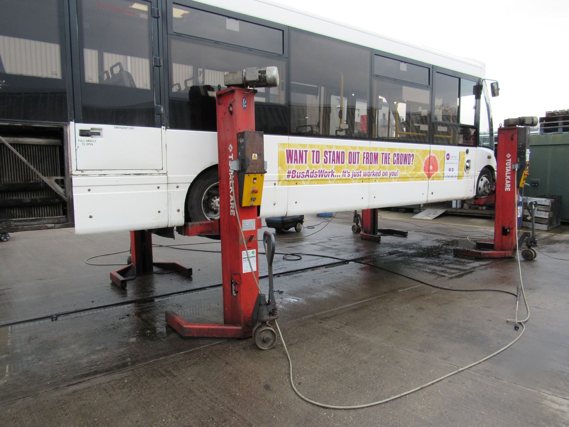 4 Totalkare Series IV 7500kg Mobile Column Vehicle Lifts, SHTN-010301 - Image 7 of 9