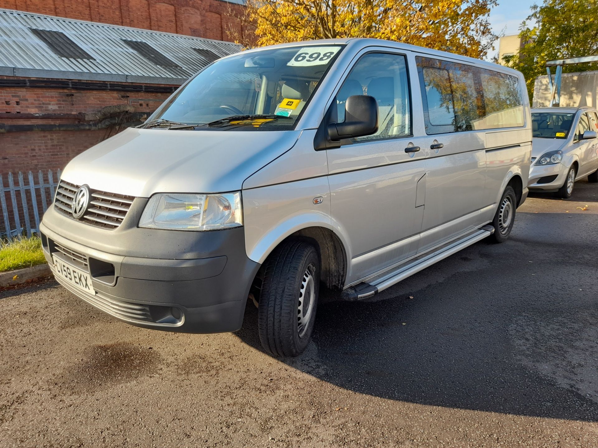 VW Transporter 9-Seater Car, SHUT S84 102 LWB 2009 First Registered 16/11/2009, 170,000 Registration