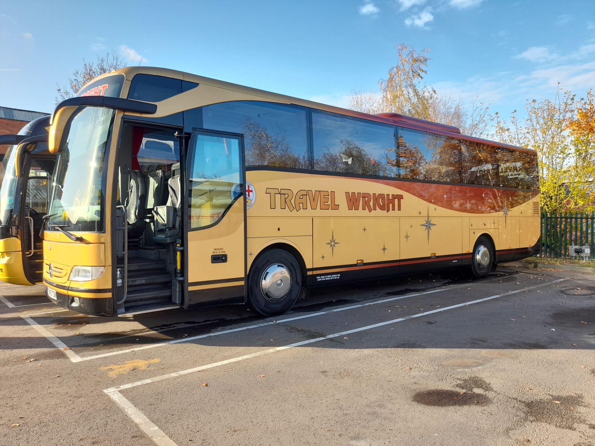 Mercedes Tourismo 49-Seater Executive Coach, Euro 5, First Registered 01/04/2009 Registration TW09 - Image 3 of 19