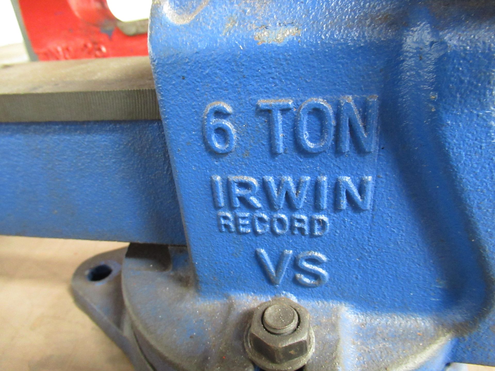 A 6ton Irwin Record VS vice - Image 2 of 2