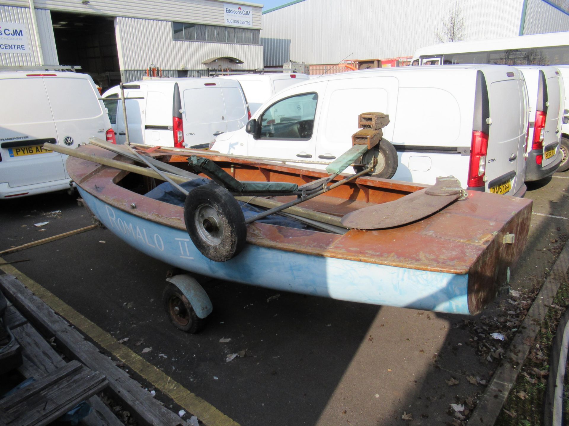 A Wooden Sailing Dinghy - Image 5 of 31