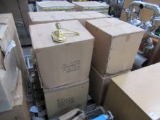 Pallet of Fold out wall mounted lights (8x boxes- 20 per box)