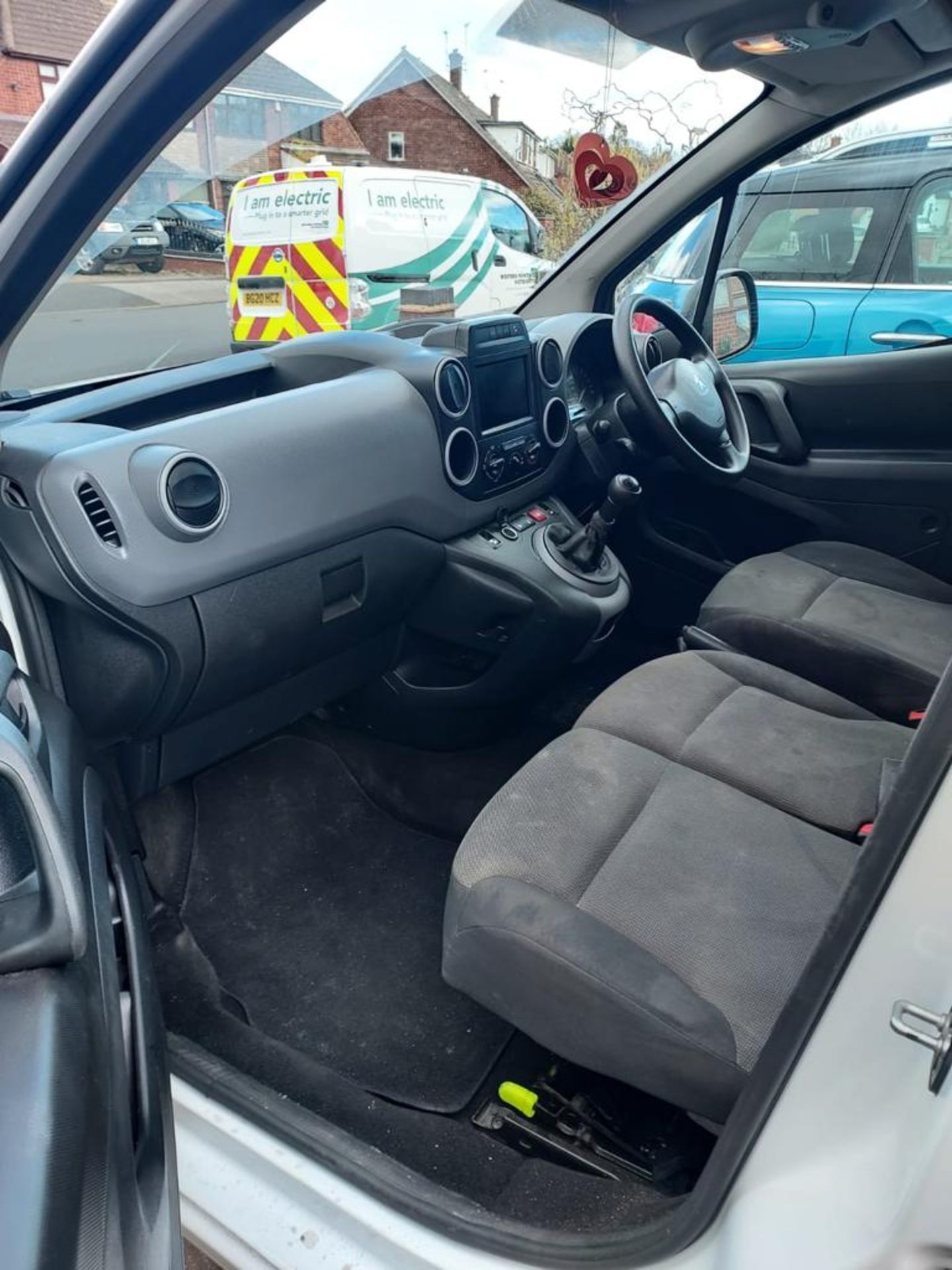 Peugeot Partner1.6 Blue HDI 75 Professional Van, registration FN18 CXU, first registered 14 March - Image 17 of 18