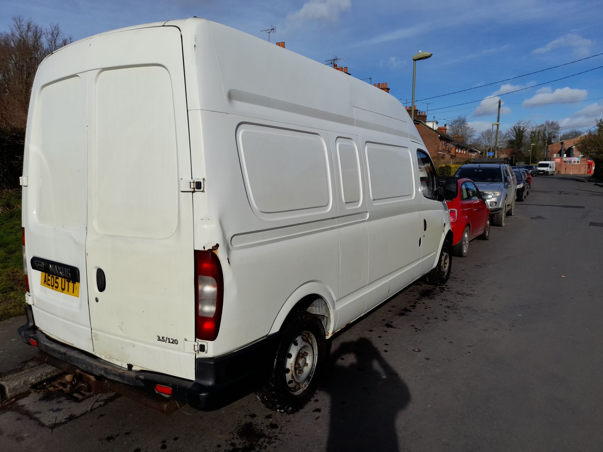 LDV Maxus 3.5T LWB 2.5 CDi Extra High Roof 120ps Van, Registration AE05 UTT, Odometer 77,733 Miles, - Image 4 of 13