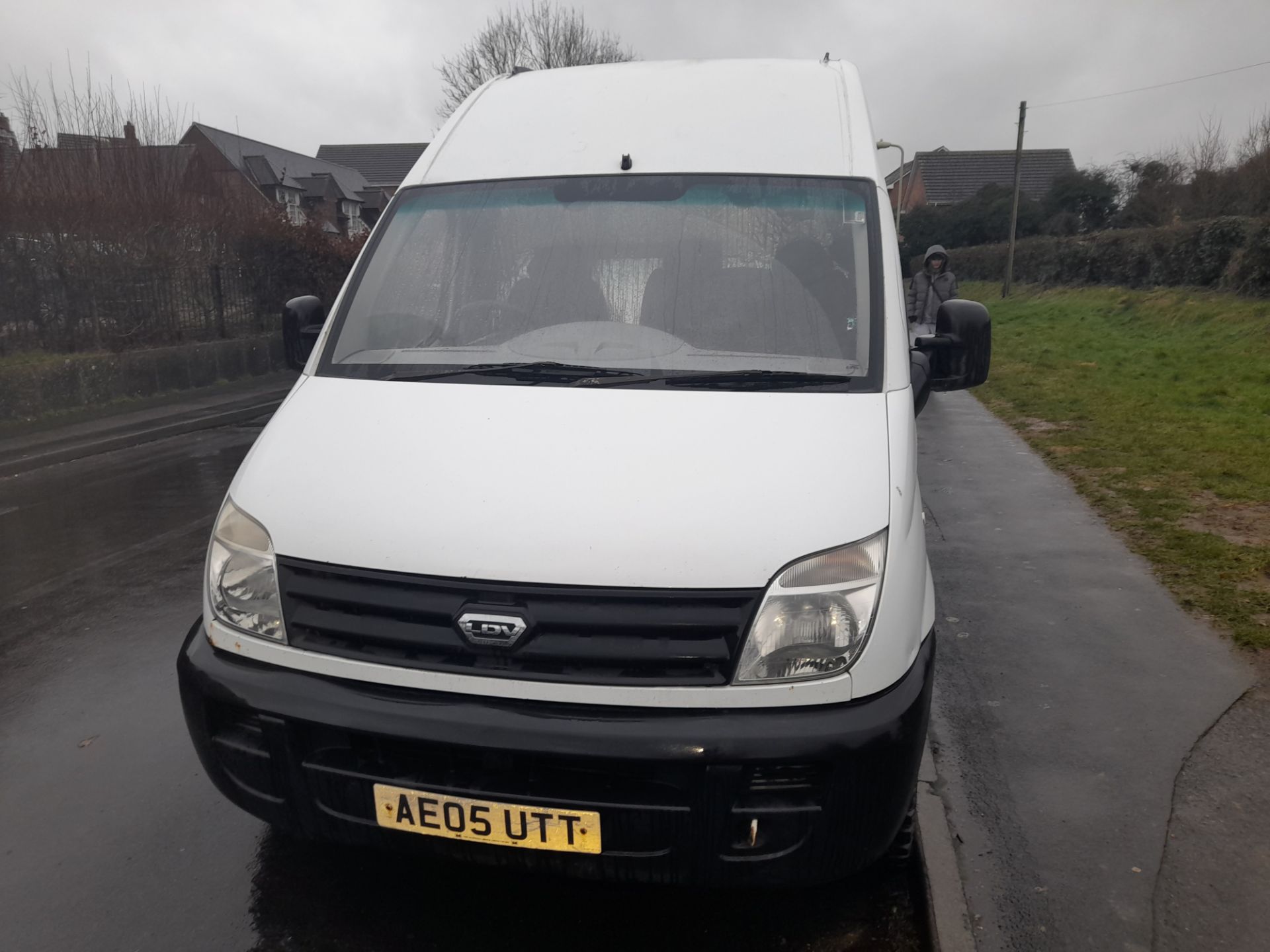 LDV Maxus 3.5T LWB 2.5 CDi Extra High Roof 120ps Van, Registration AE05 UTT, Odometer 77,733 Miles, - Image 2 of 13