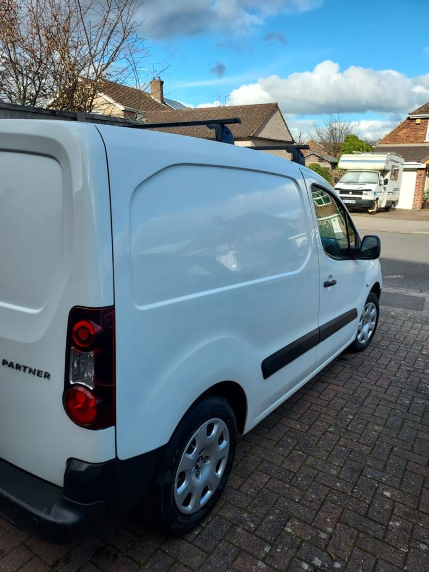 Peugeot Partner1.6 Blue HDI 75 Professional Van, registration FN18 CXU, first registered 14 March - Image 6 of 18