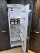 Siemens K182LVS30G/02 integrated fridge freezer. I