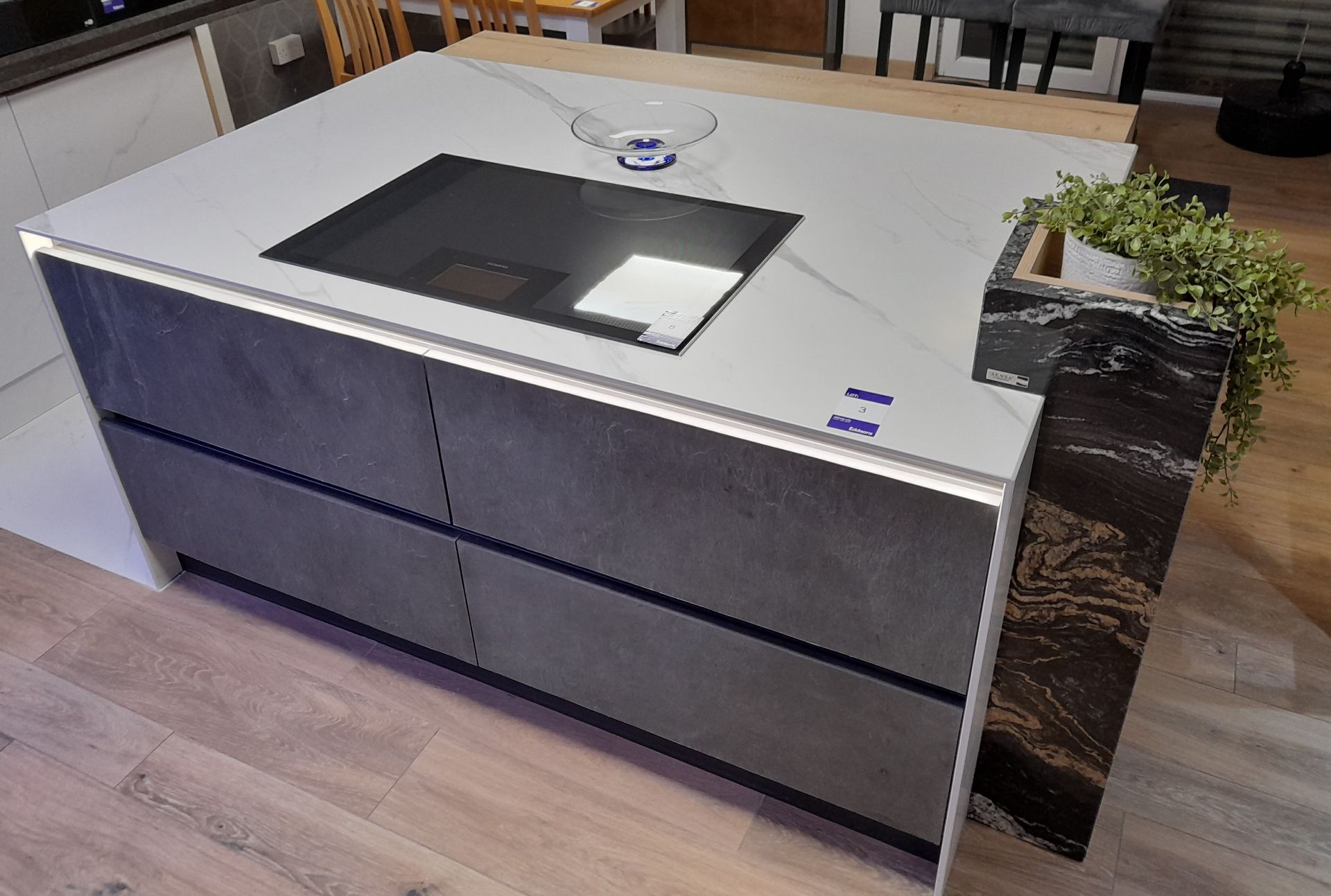 Bespoke island / breakfast bar, with Dekton opera