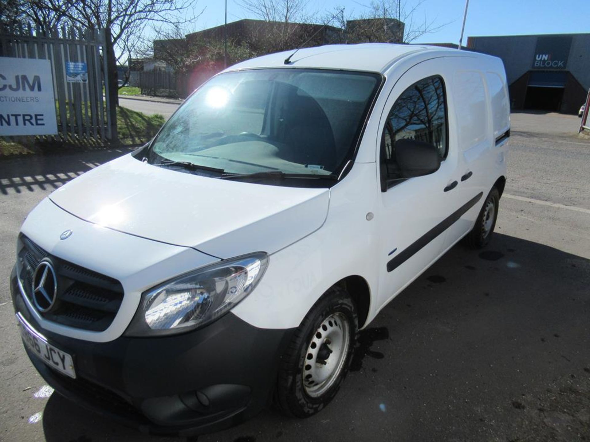 Mercedes Benz Citan 109CDI Blue Efficiency Panel Van. First Reg: 28.11.2016; Reg: SB66 JCY; 1461CC D - Image 2 of 17