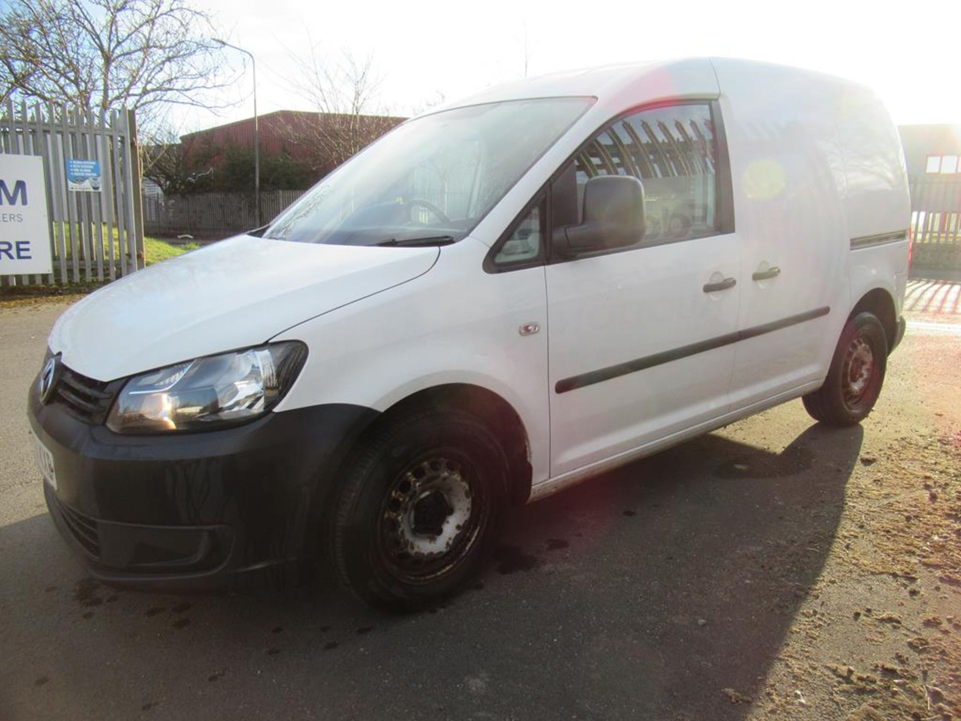 Volkwagen Caddy C20 TDI 75 Panel Van. First Reg: 30.09.2011. Reg FY61 KXB; 1598CC Diesel; Odometer R - Image 2 of 15