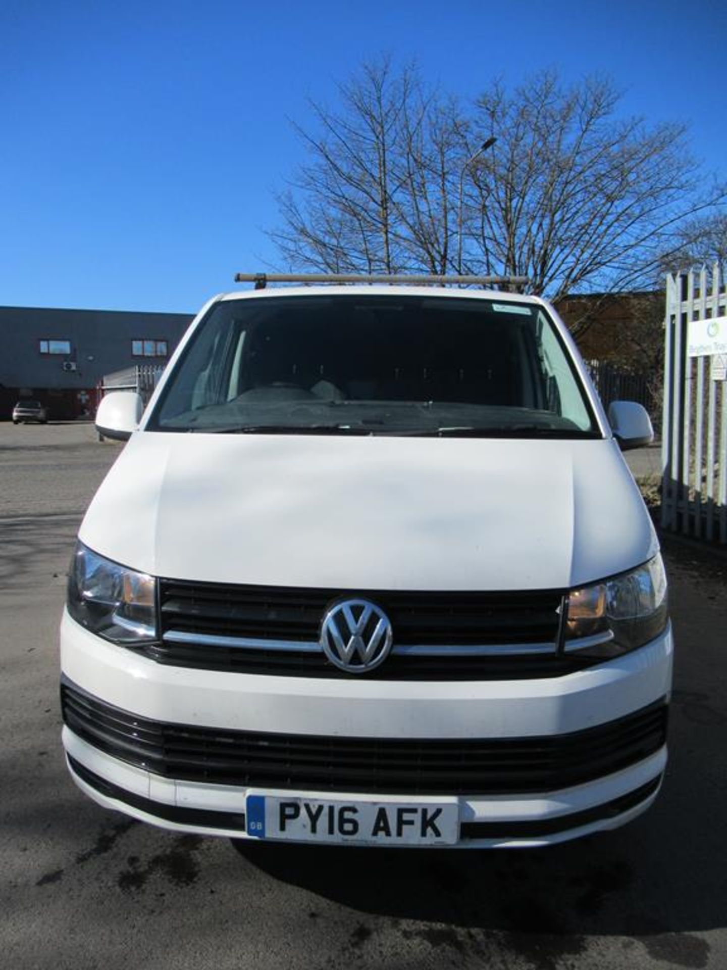 Volkswagen Transporter T30 T-LN TDI BMT Panel Van, First Reg 18.05.2016; Reg: PY16 AFK - Image 4 of 19