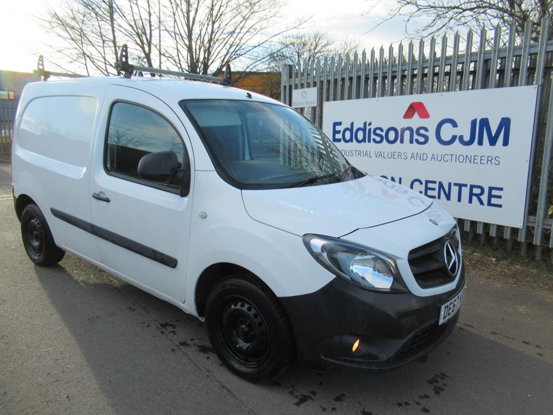 Mercedes Benz Citan 109CDI Blue Efficiency Panel Van. First Reg: 30.09.2017; Reg: DE67 KXN; 1461CC D