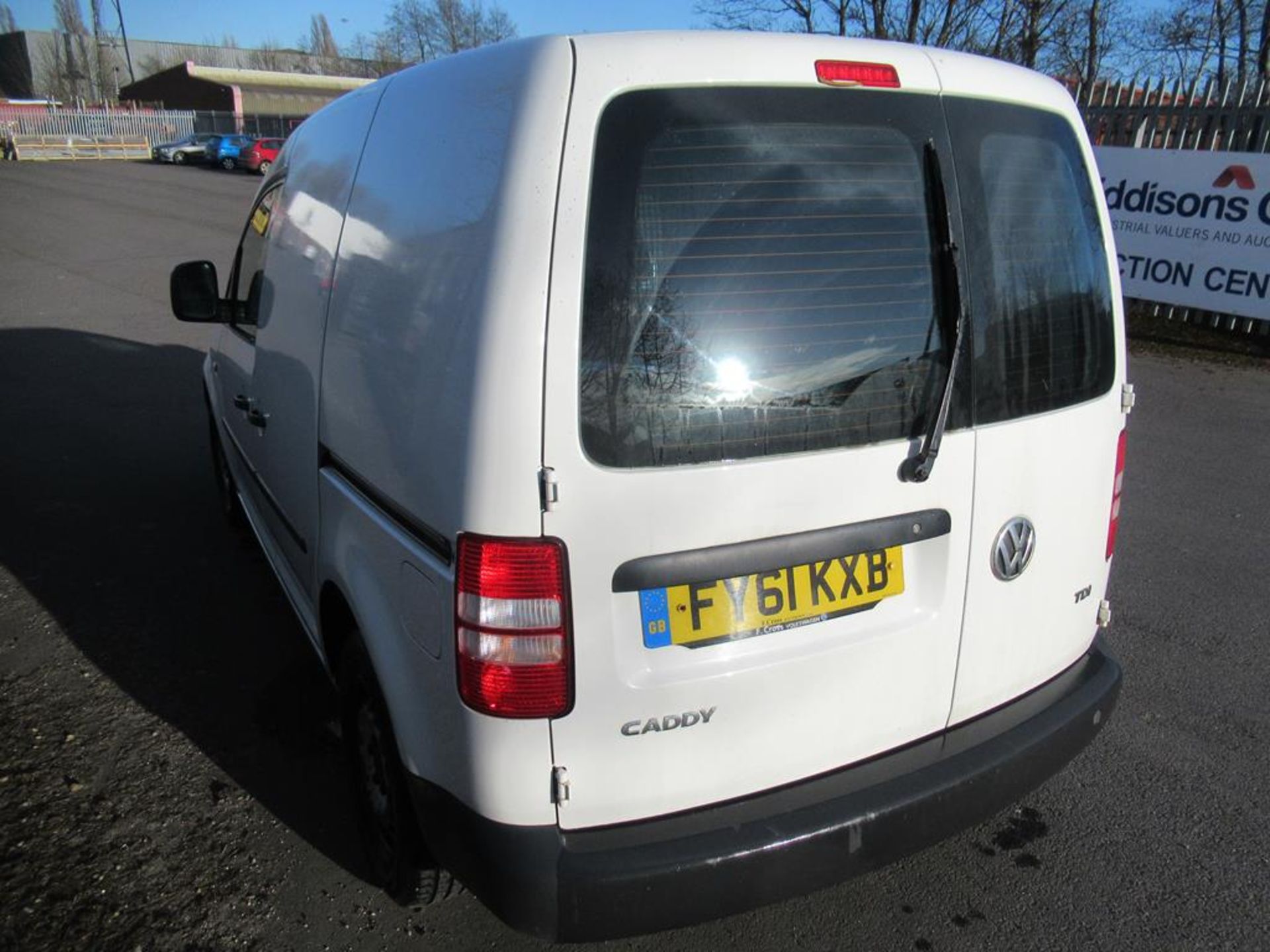 Volkwagen Caddy C20 TDI 75 Panel Van. First Reg: 30.09.2011. Reg FY61 KXB; 1598CC Diesel; Odometer R - Image 3 of 15