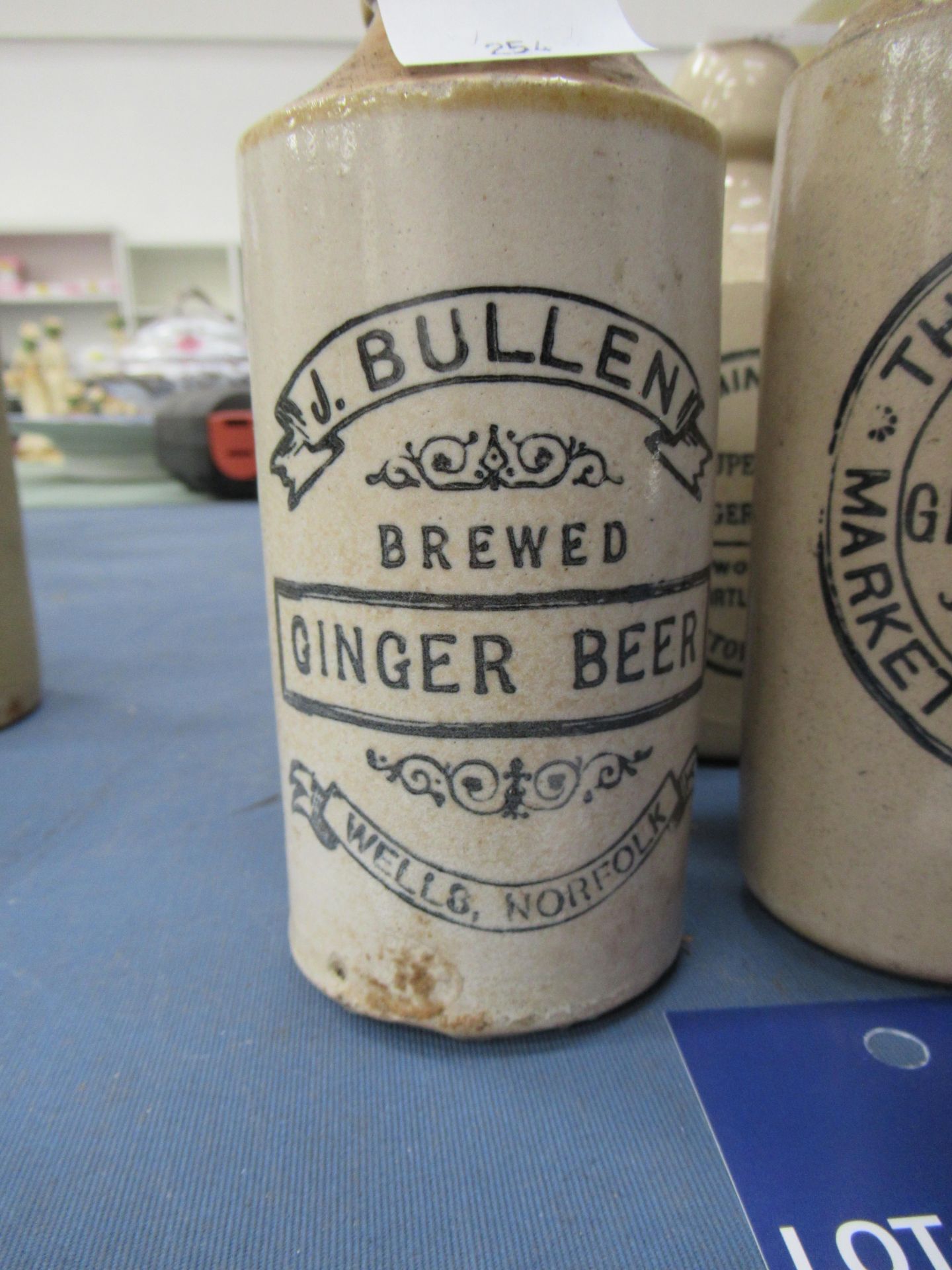 4x stone ginger beer bottles including W. Hill & Co- Grimsby, Thomas & Sons- Boston Market Place, J. - Image 2 of 5