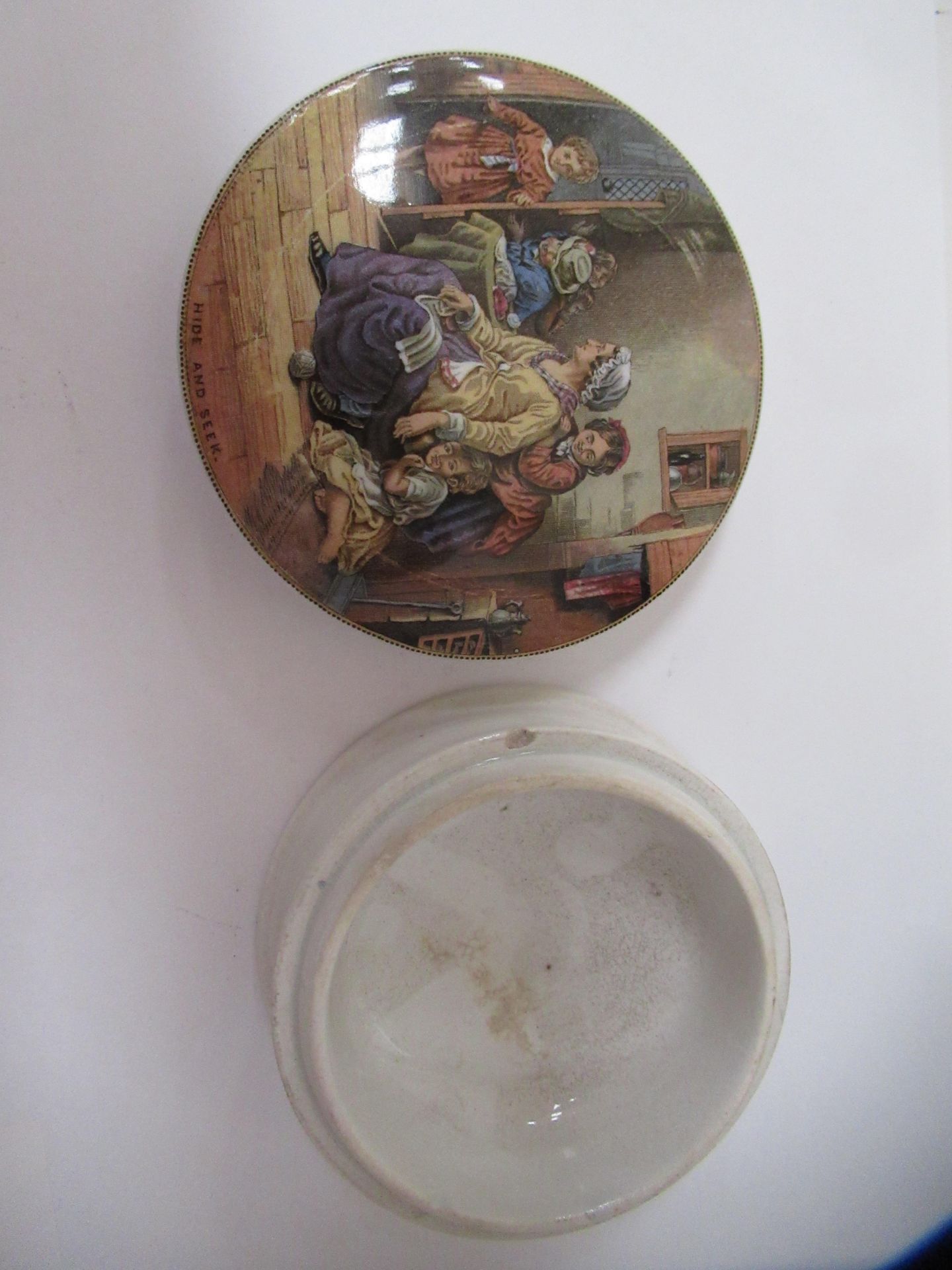 6x Prattware ceramic lids including 'Shakespeare House', 'Pegwell Bay', 'Philadelphia Exhibition 187 - Image 24 of 28