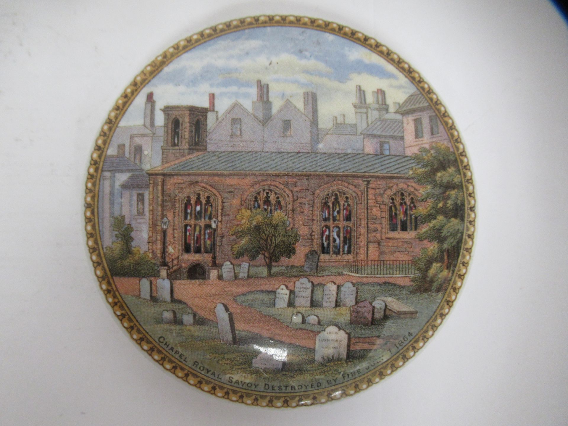 6x Prattware ceramic lids including 'Charing Cross', 'The Game Bag', 'Chapel Royal Savoy Destroyed b - Bild 25 aus 27