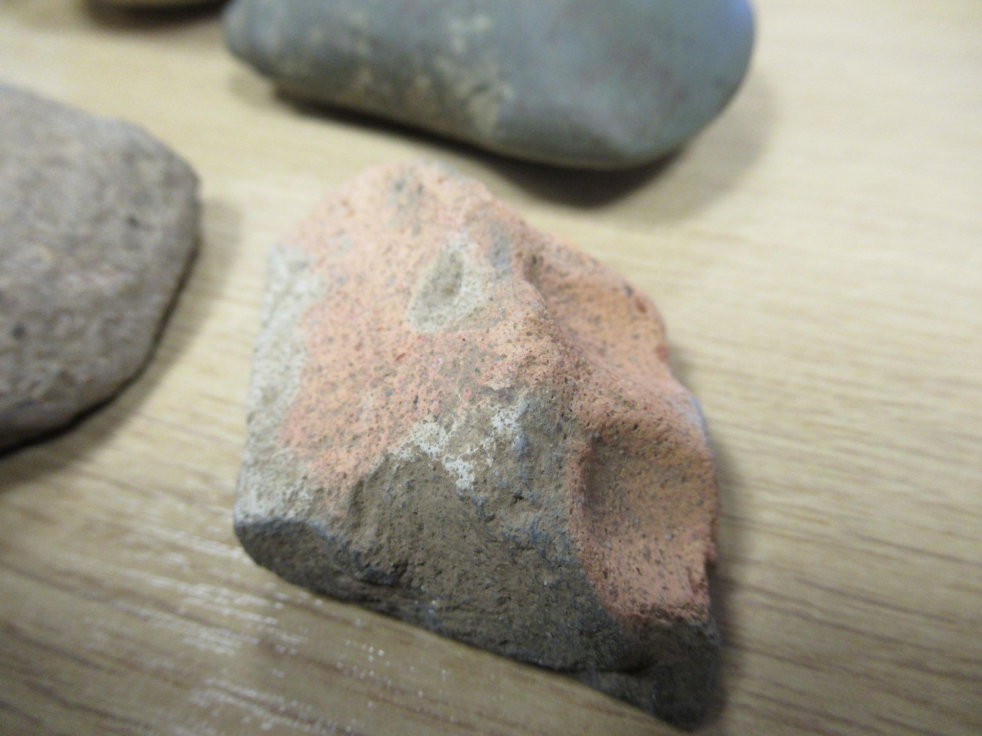 Assortment of detecting discoveries including steel yard weight, linen smoother, Inca whistle, greyw - Image 2 of 9