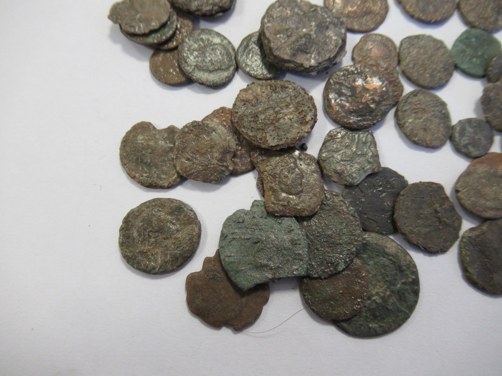 Selection of various Groats, 1 to 350AD - Image 4 of 5