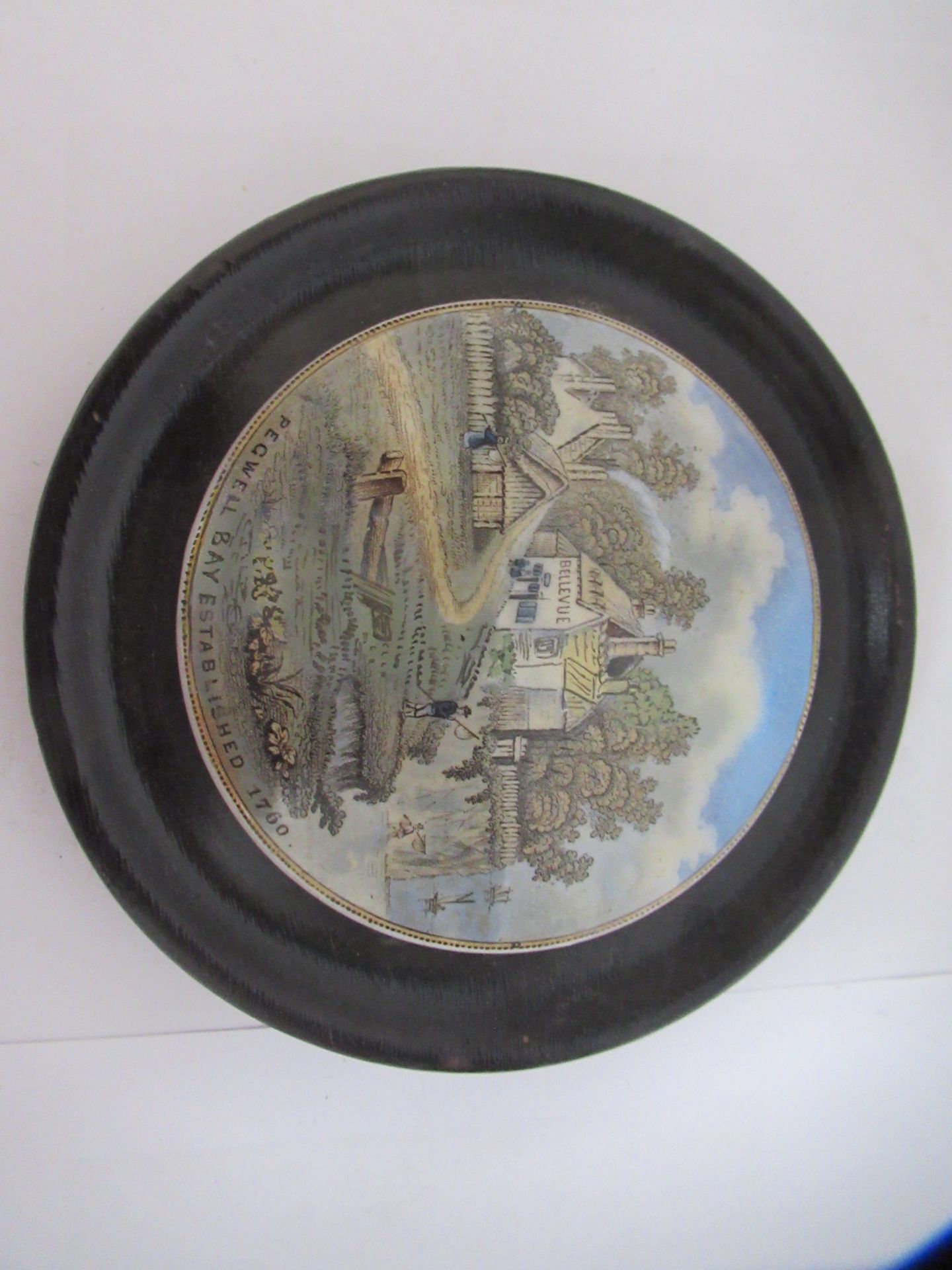 6x Prattware ceramic lids in wooden mounts including 'Paris Exhibition 1878', 'Pegwell Bay 1760' - Image 13 of 19