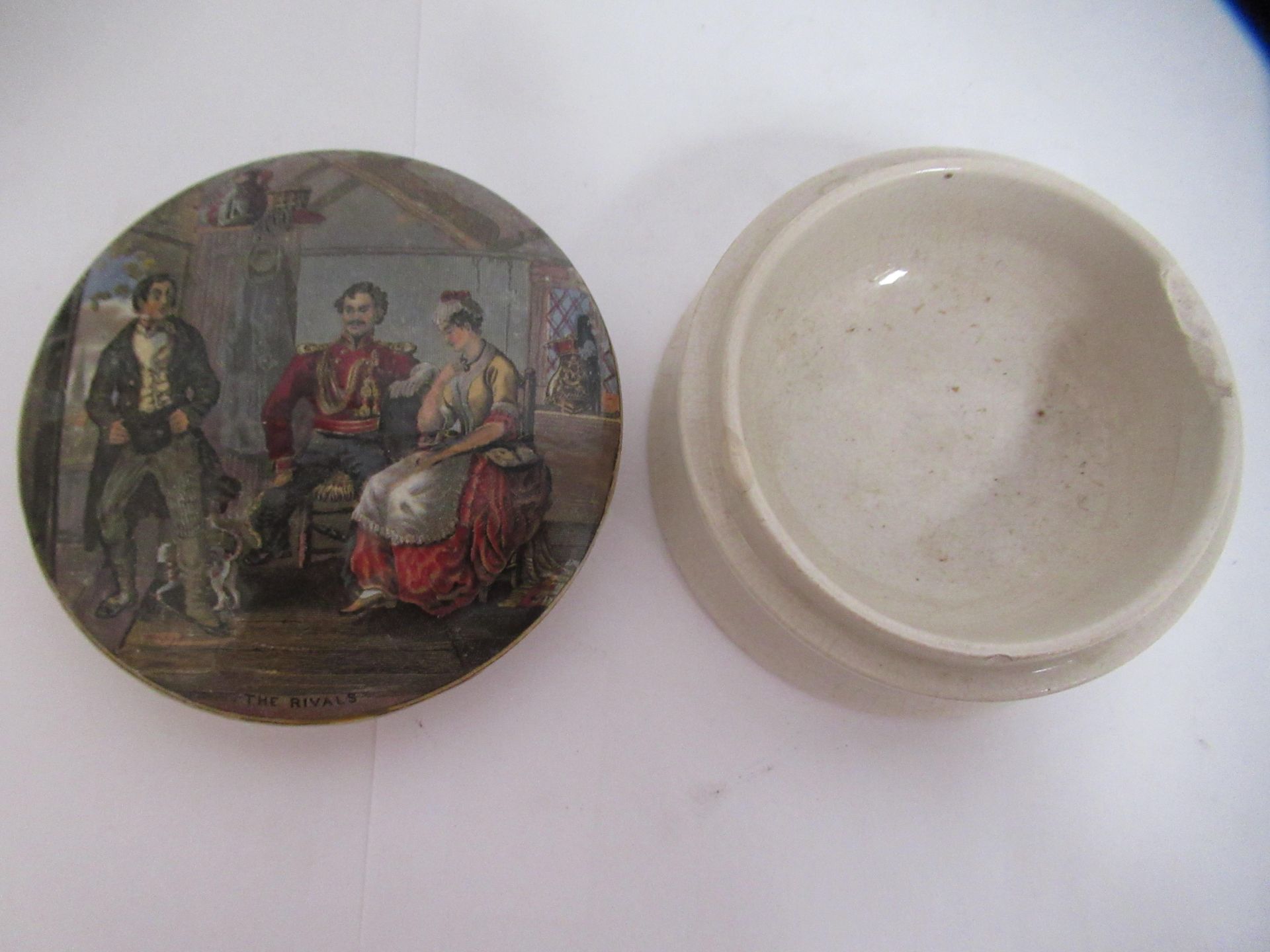 6x Prattware ceramic lids including 'On Guard', 'The Rivals', 'The Cavalier', and 'Peace' - Bild 7 aus 37