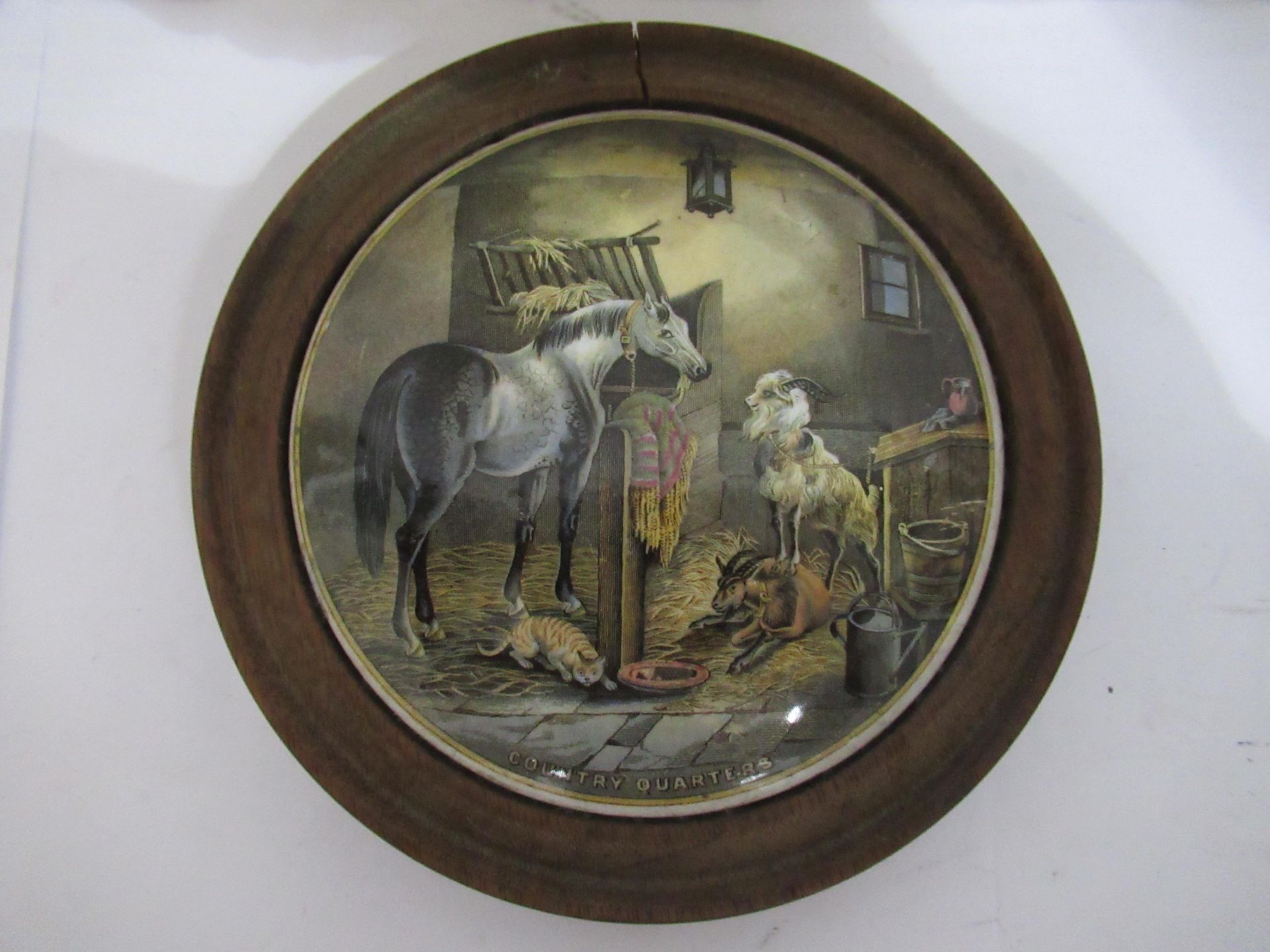 6x Prattware ceramic lids in wooden mounts including 'Country Quarters', 'Walmer Castle', 'Shakespea - Image 14 of 15