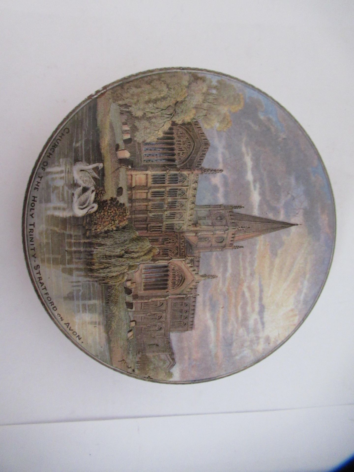 4x Prattware ceramic lids including 'Victor Emmanuel & Garibaldi', 'Church of the Holy Trinity', 'Tr - Image 10 of 12