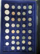 A tray of 39x assorted British coins, including two shillings- 1945, one florin- 1916, one shilling-
