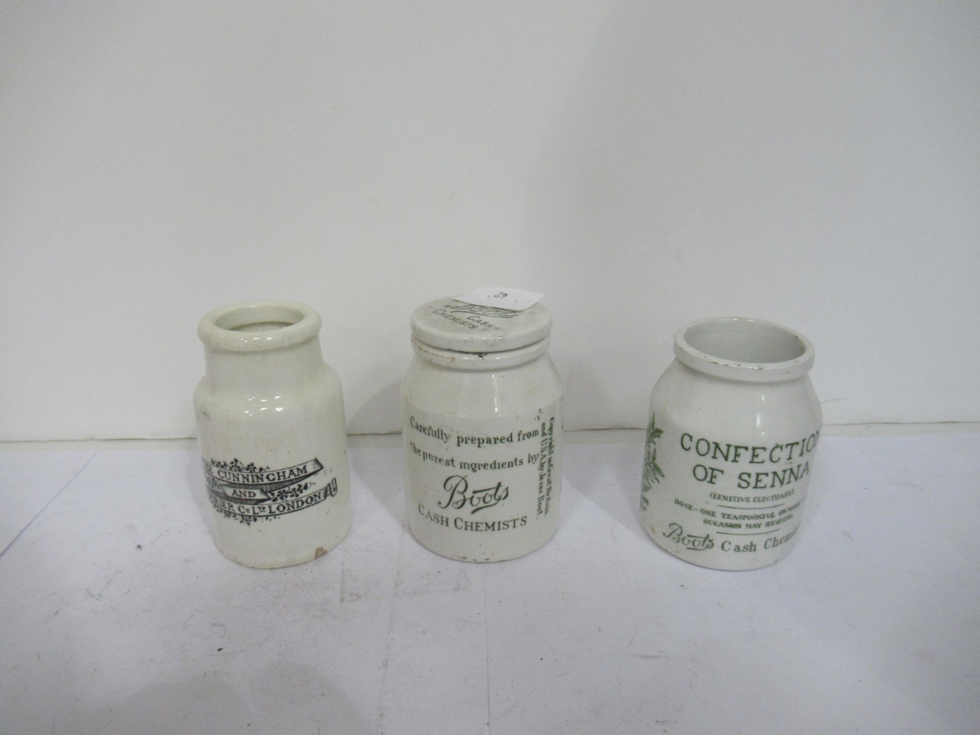 4x ceramic lids from Burgers and Boots for tooth paste and anchovy paste