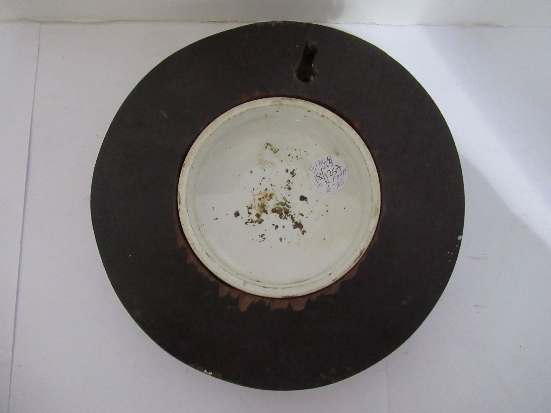 6x Prattware ceramic lids in wooden mounts including 'Pegwell Bay', 'Rifle Contest Wimbledon 1868', - Image 7 of 16