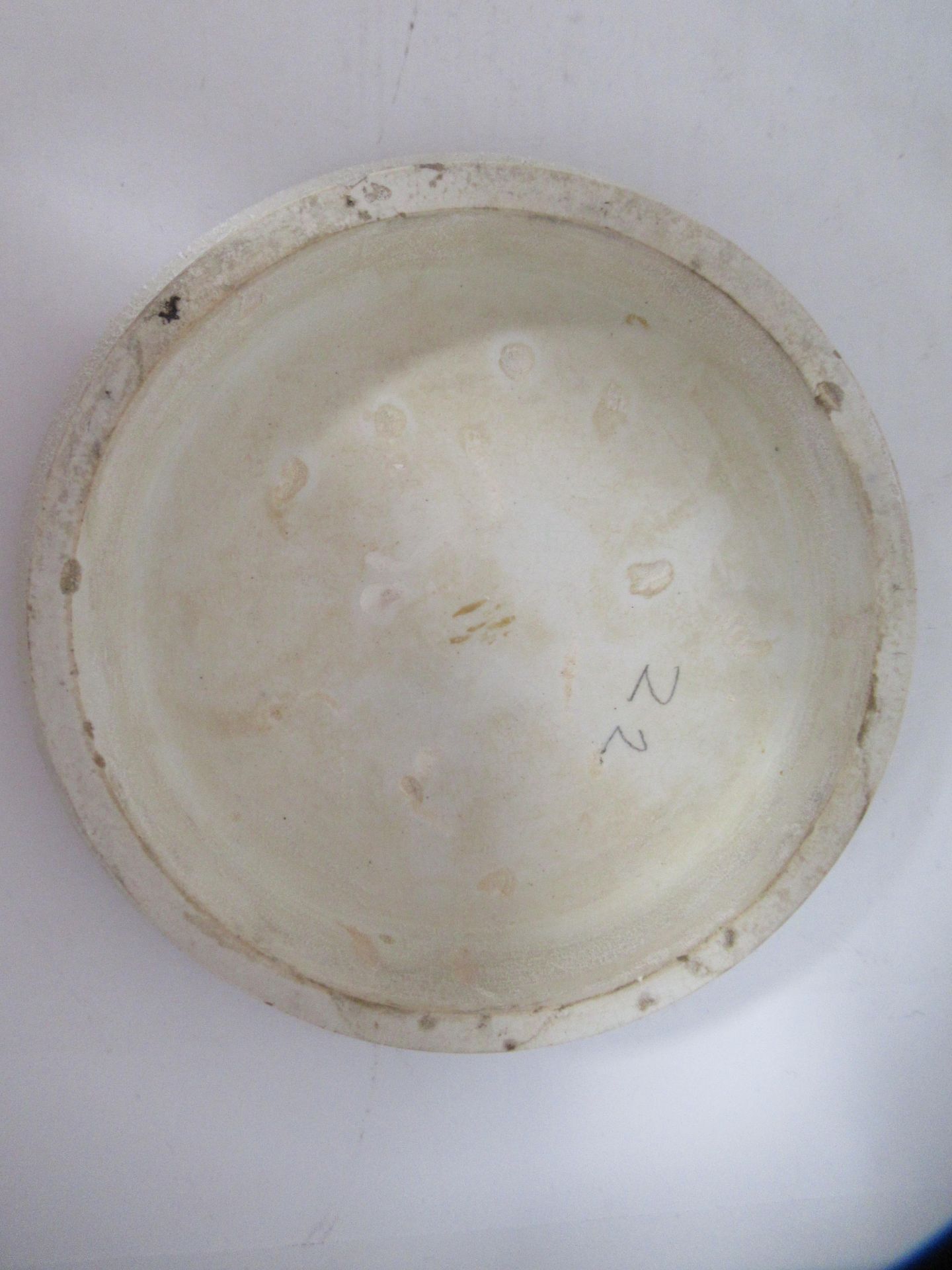 6x Prattware ceramic lids including 'Pegwell Bay', 'Low Life', 'Paris Exhibition 1878', 'Holborn Via - Bild 21 aus 23