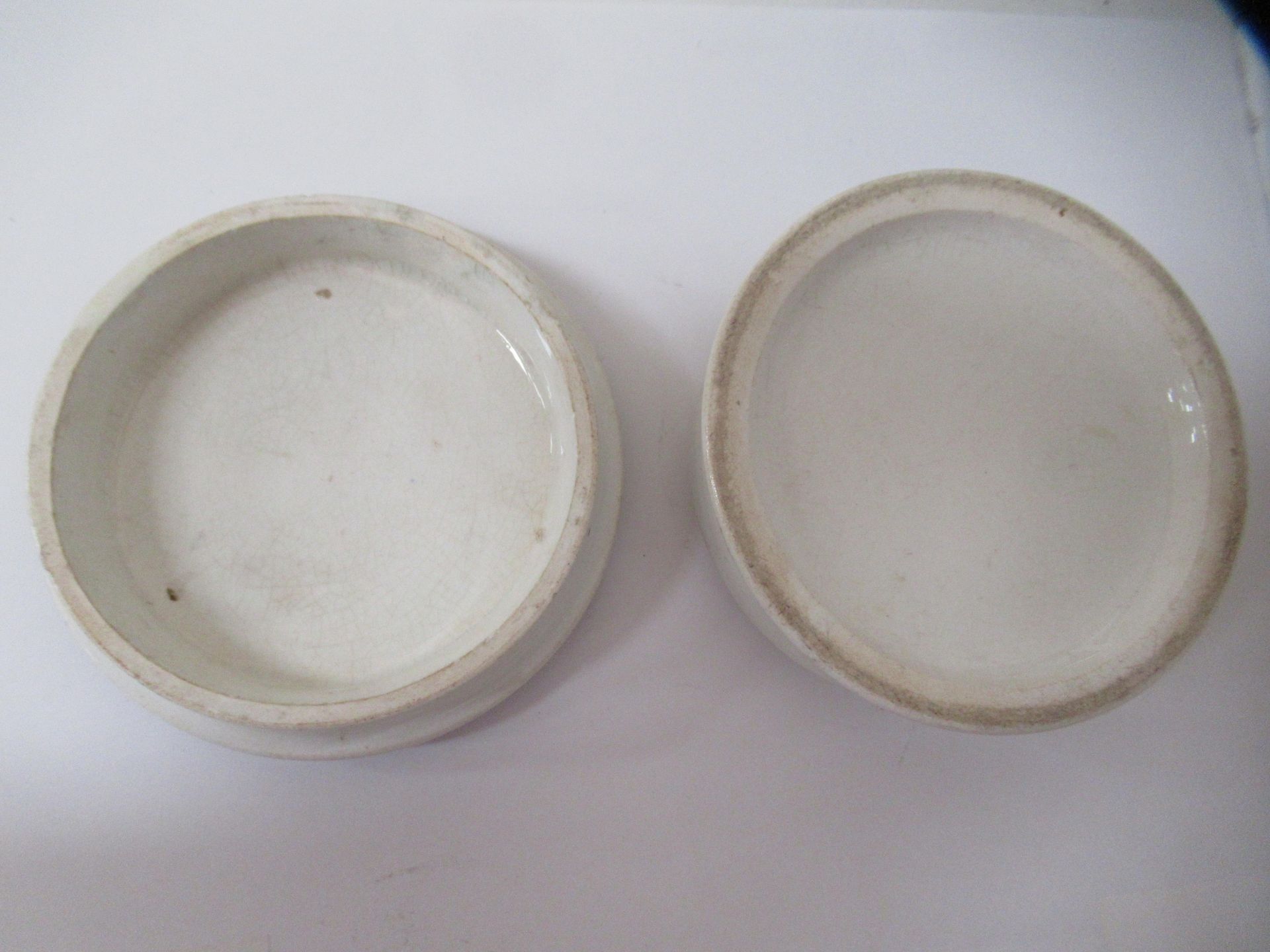 6x Prattware ceramic lids including 'Shakespeare House', 'Pegwell Bay', 'Philadelphia Exhibition 187 - Image 16 of 28