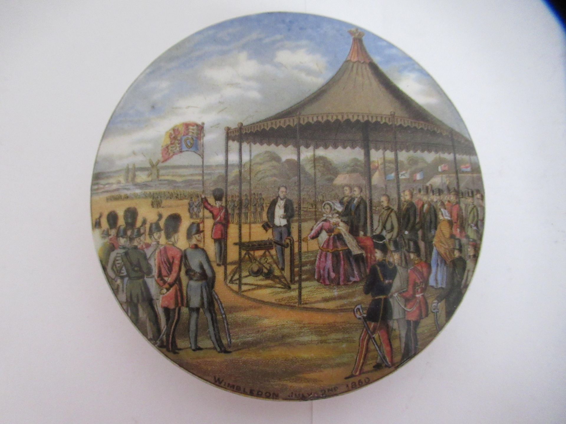 6x Prattware ceramic lids including 'The Best Card', 'Wimbledon July 2nd 1860', 'The Village Wedding - Bild 9 aus 22