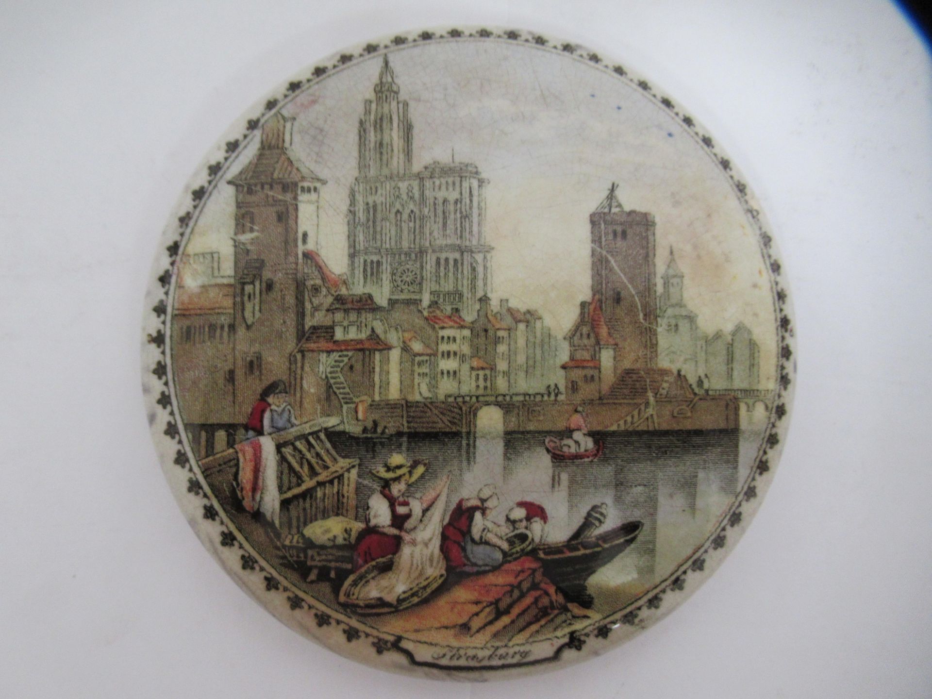 6x Prattware ceramic lids including 'The Residence of Anne Hathaway', 'Strasburg', 'Albert Memorial' - Image 18 of 36