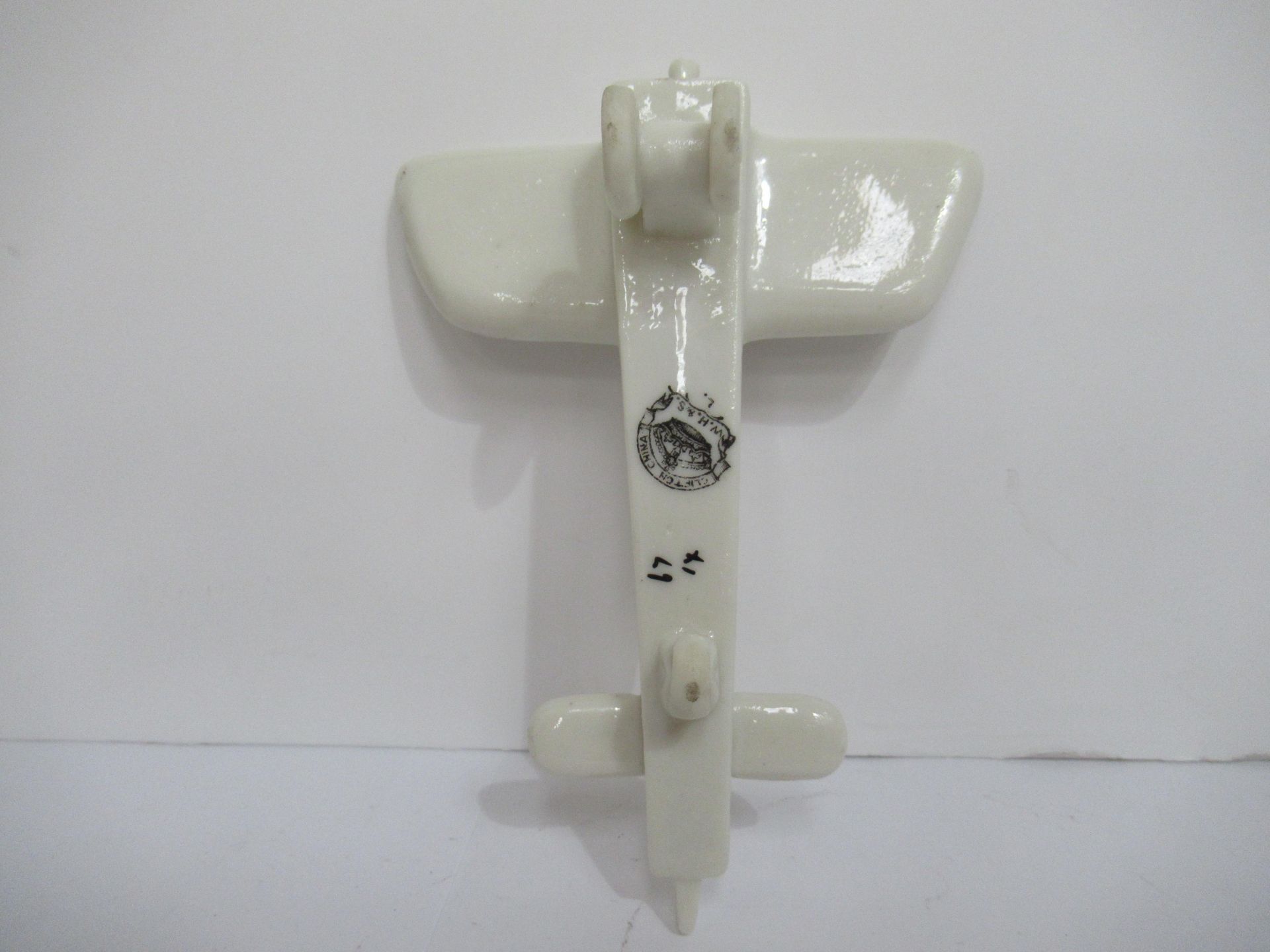 Crested china Clifton model of aeroplane with Grimsby coat of arms - Bild 7 aus 9