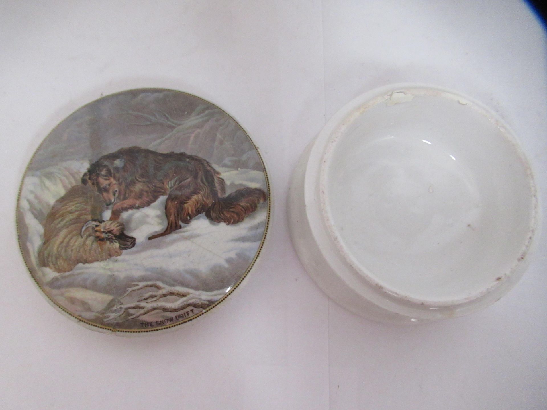 5x Prattware ceramic lids including 'The Snow Drift', 'Hide and Seek', - Bild 12 aus 28