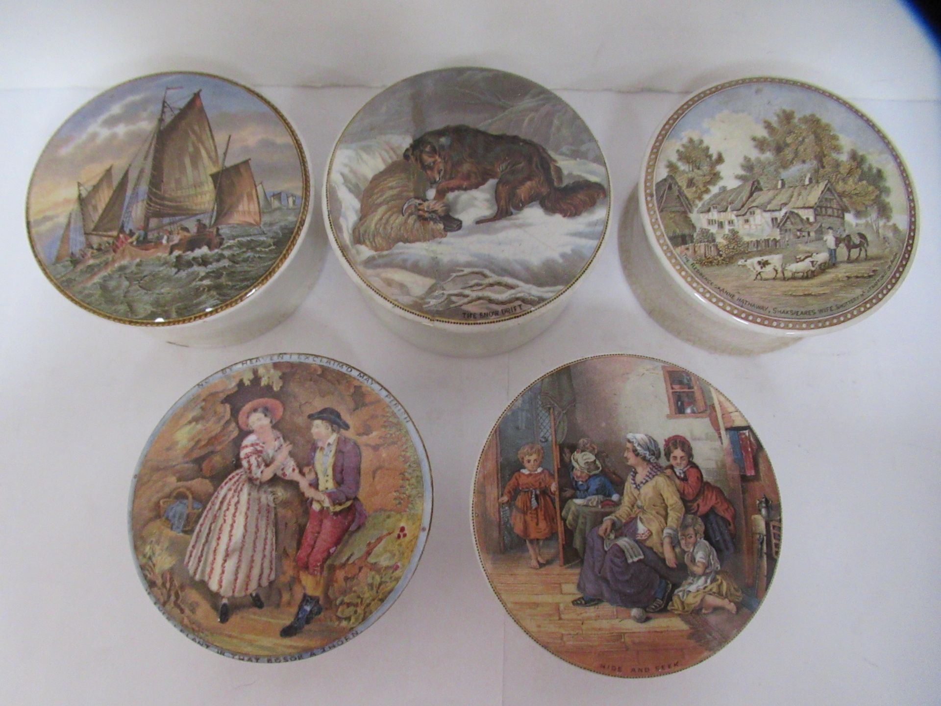 5x Prattware ceramic lids including 'The Snow Drift', 'Hide and Seek',