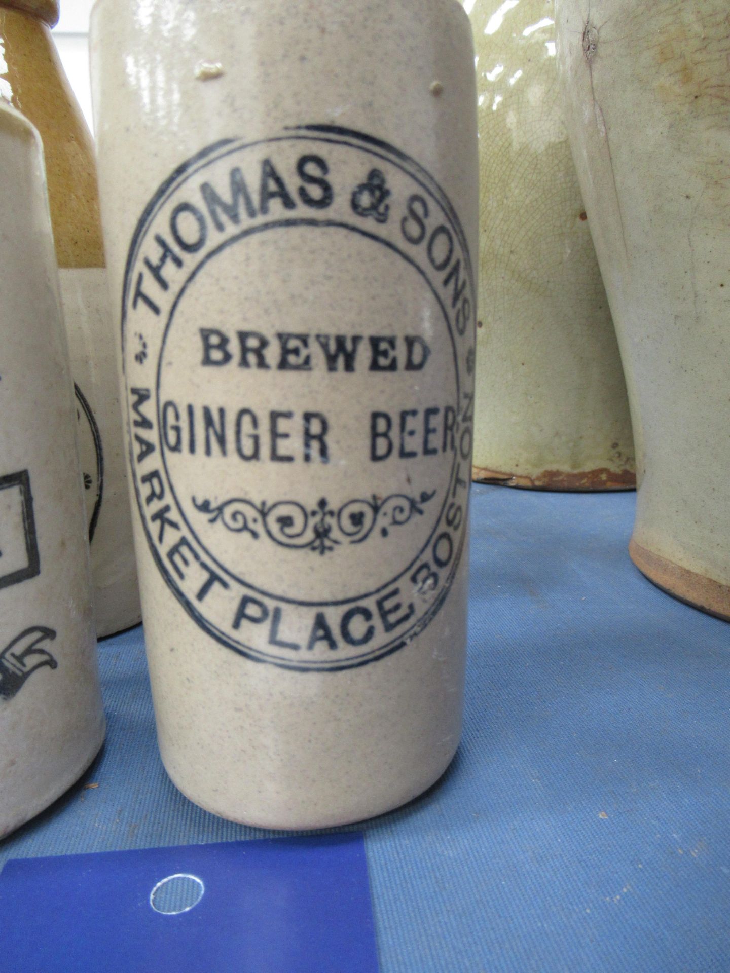 4x stone ginger beer bottles including W. Hill & Co- Grimsby, Thomas & Sons- Boston Market Place, J. - Image 3 of 5