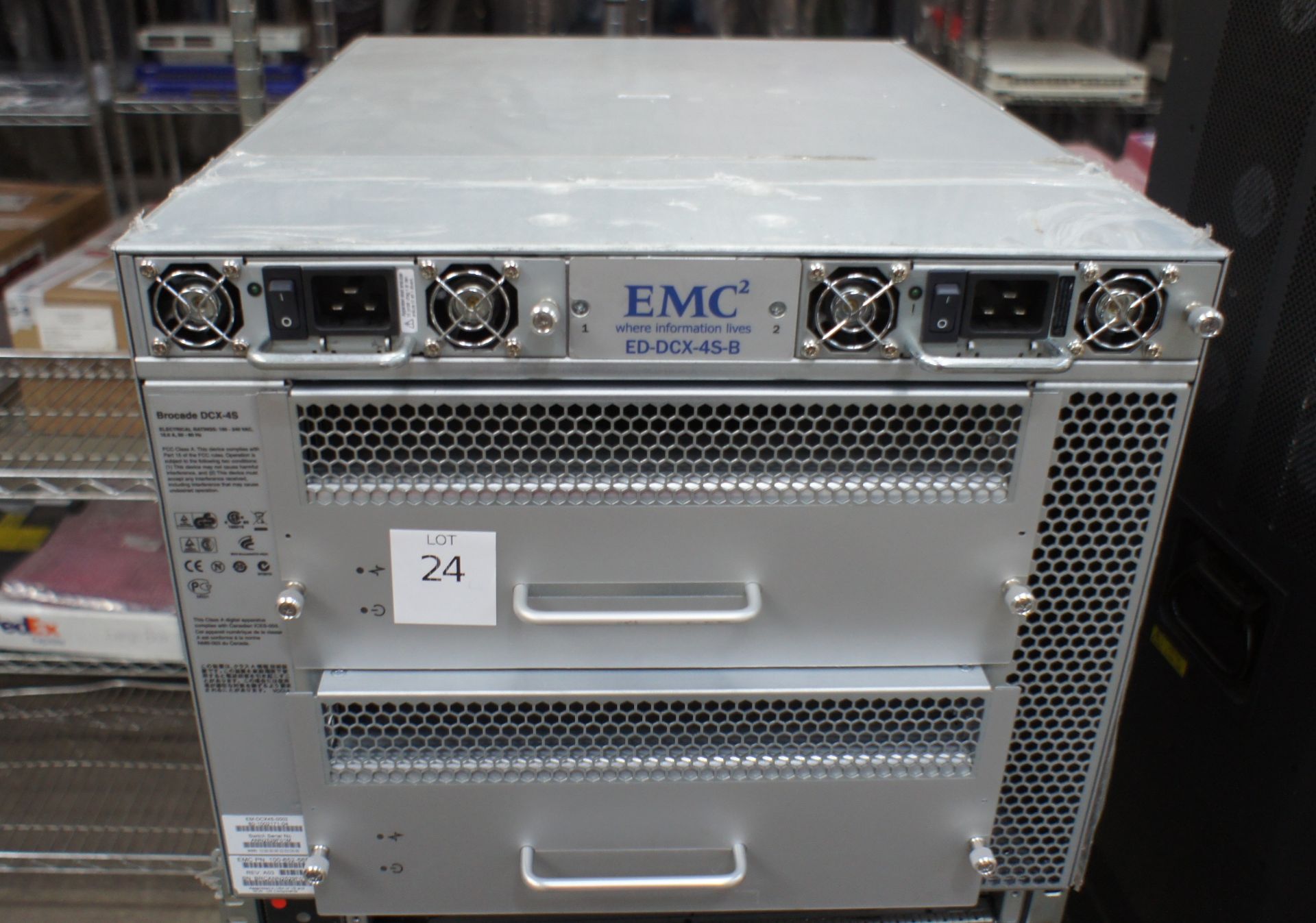 EMC ED-DCX-4S-B cabinet with 2x CP8 cards and 2x CR458 cards