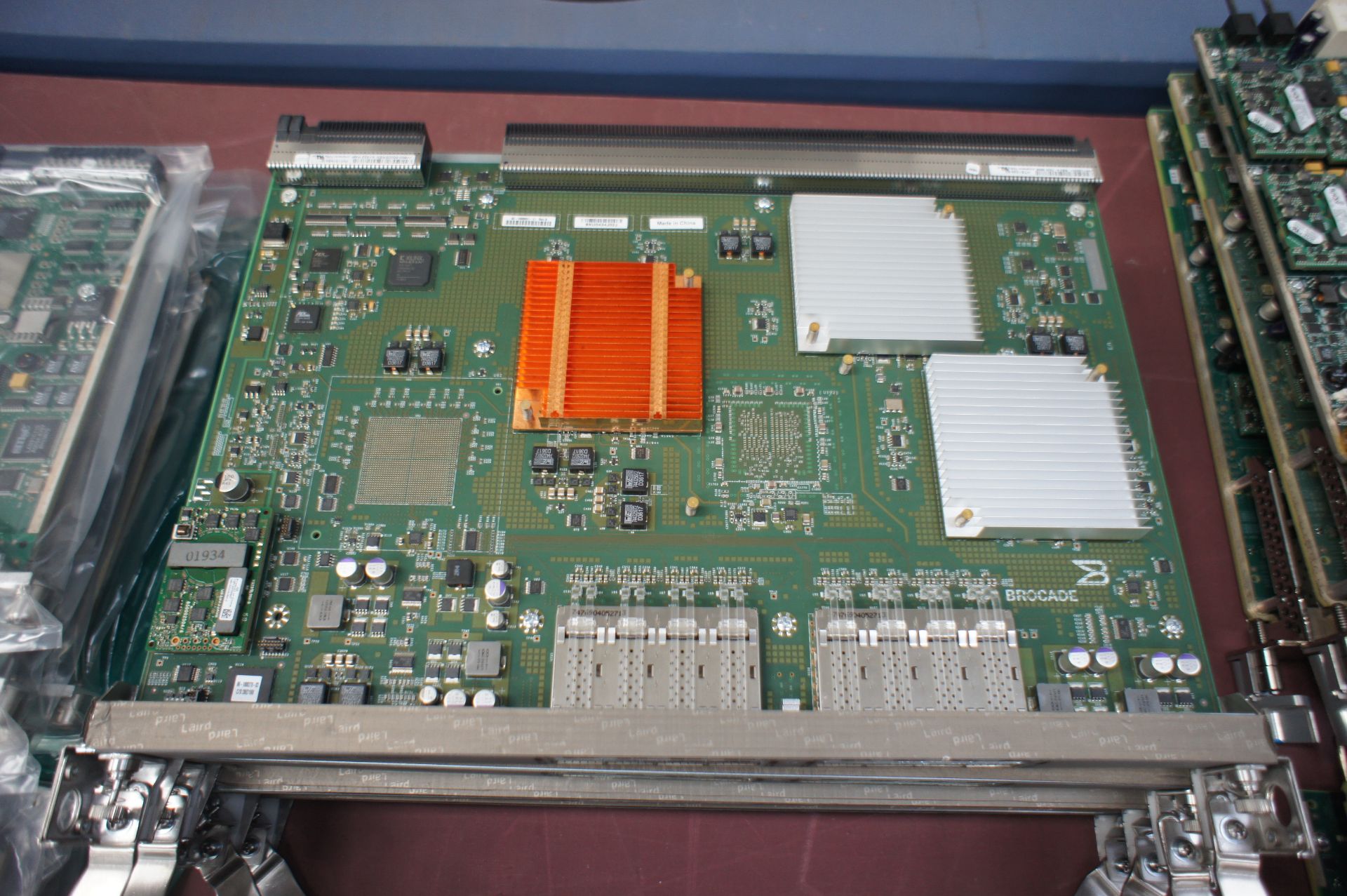 4 x Brocade CR16-8 16 channel module, with 3 x Brocade FC4-48 48 port module, 1 x Brocade FC16-48 - Image 5 of 5