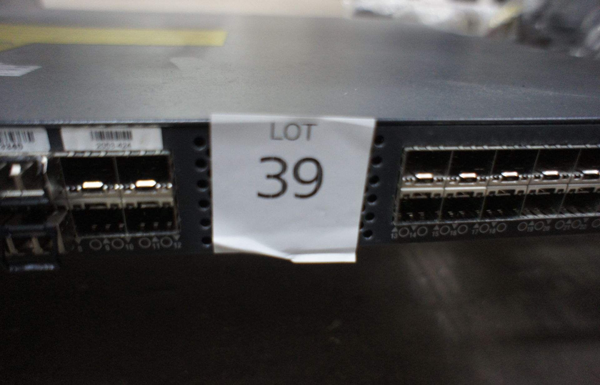 1 x MDS 9124 switch, 73-10583-06 - Image 3 of 3